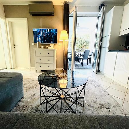 Apartment Bobby โนวาลยา ภายนอก รูปภาพ