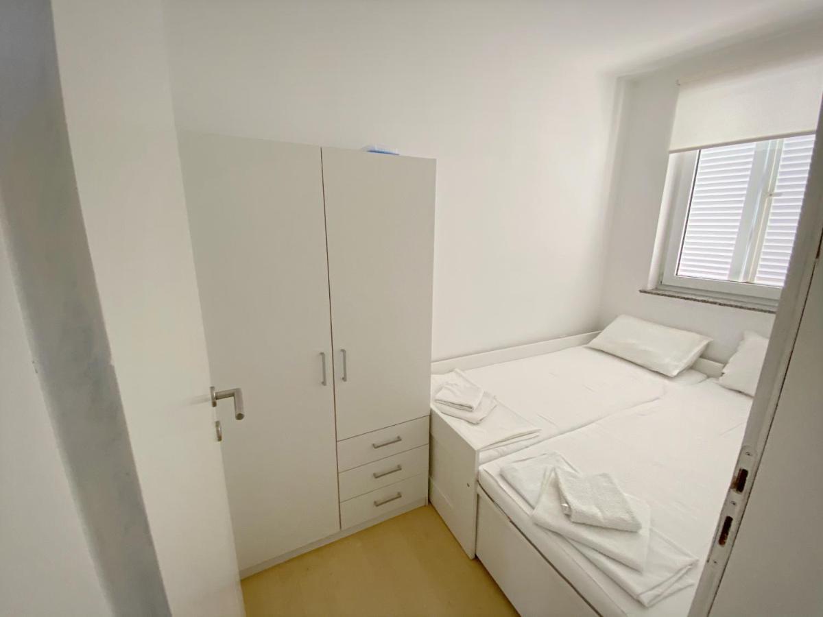Apartment Bobby โนวาลยา ภายนอก รูปภาพ