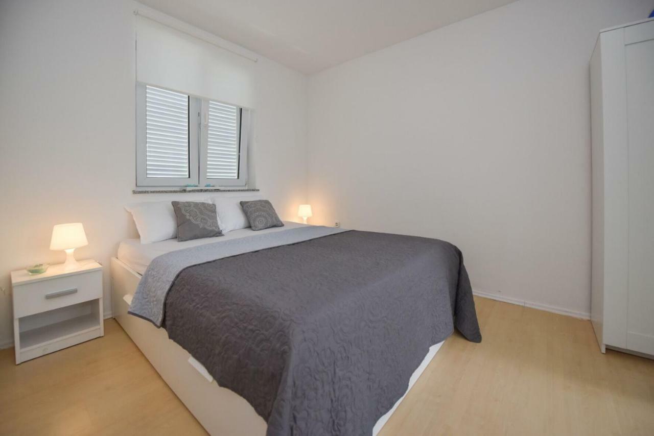 Apartment Bobby โนวาลยา ภายนอก รูปภาพ